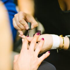 Najpopularniejsze rodzaje manicure – TOP 5